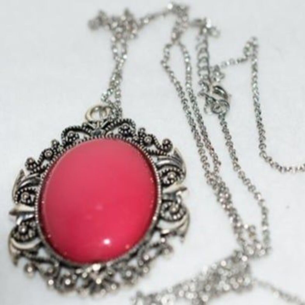 Victorian Filigree Oval Red Coral Pendant Lobster Claw Clasp 30" Necklace